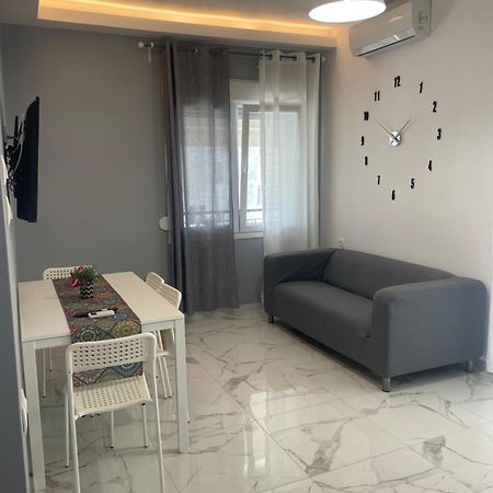 Antonis Apartment Паралия-Дионисиу Номер фото